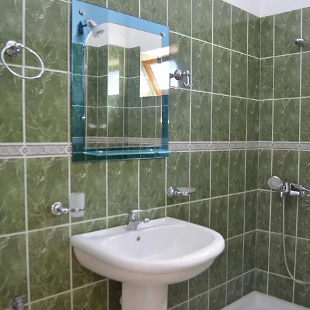 Apartment Doni *