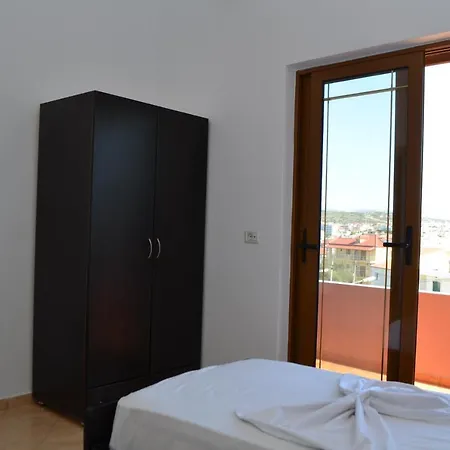 Doni Apartment