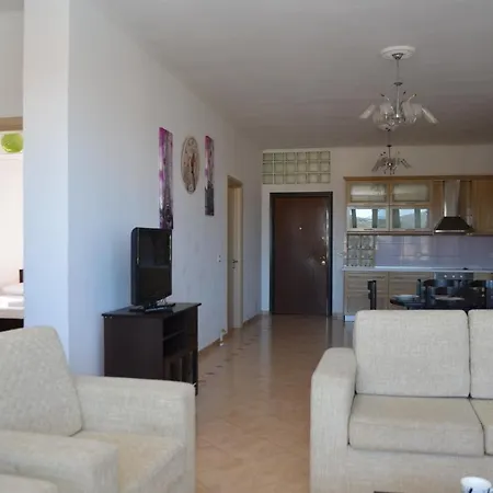 Doni Apartment *